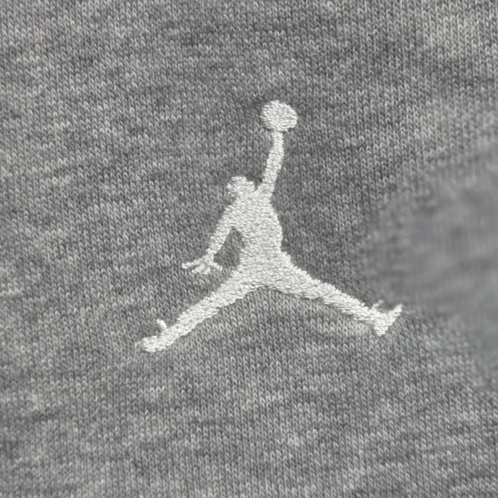 Jordan Essentials Fleece Pants Mens Small Carbon Heather Grey Jumpman Joggers